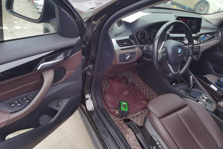 Used BMW X1 2020 sDrive25Li Leading Model Interior 3