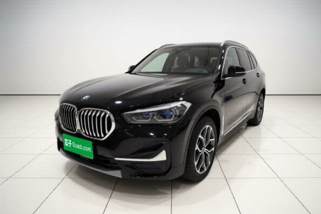 BMW X1 2020 sDrive25Li Leading Model с пробегом