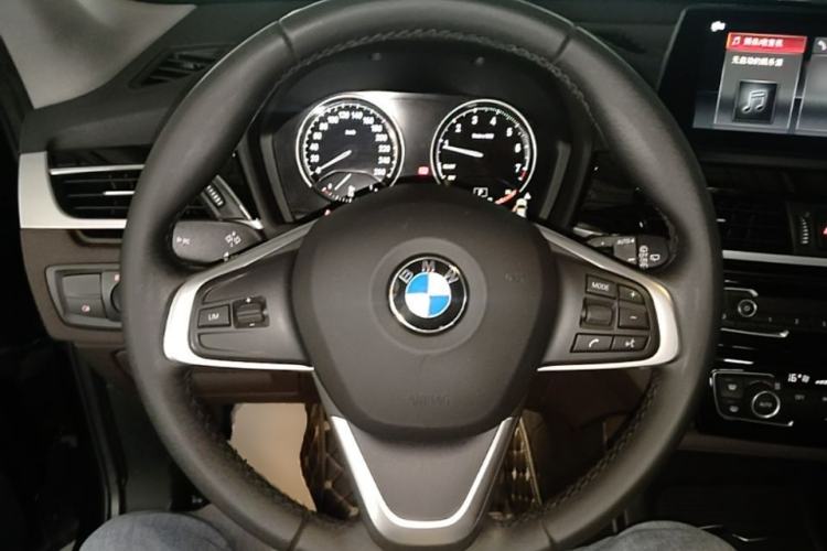 Used BMW X1 2020 sDrive25Li Leading Model Steering Wheel