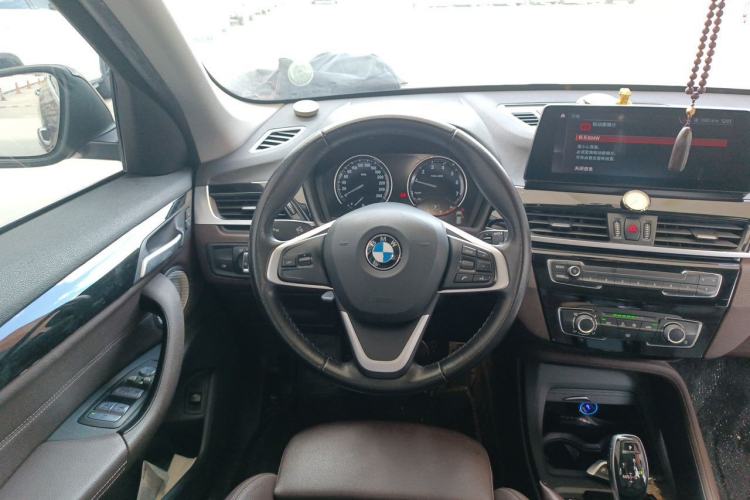 Used BMW X1 2020 sDrive20Li Premium Edition Steering Wheel