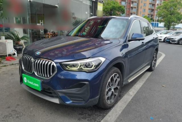 Ojetý BMW X1 2020 sDrive25Li Leading Model