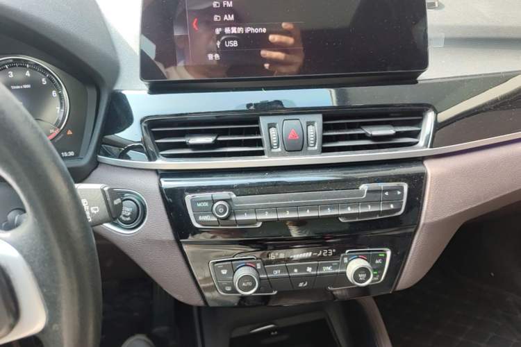 Used BMW X1 2020 sDrive25Li Leading Model Audio And AC Panel