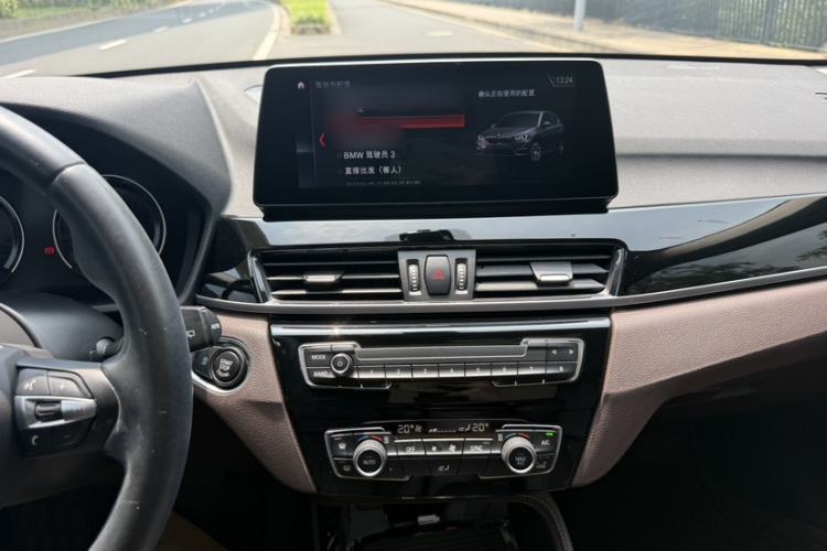 Used BMW X1 2020 sDrive20Li Premium Edition Audio And AC Panel