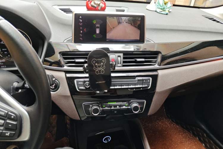 Used BMW X1 2020 sDrive20Li Fashion Model Audio And AC Panel