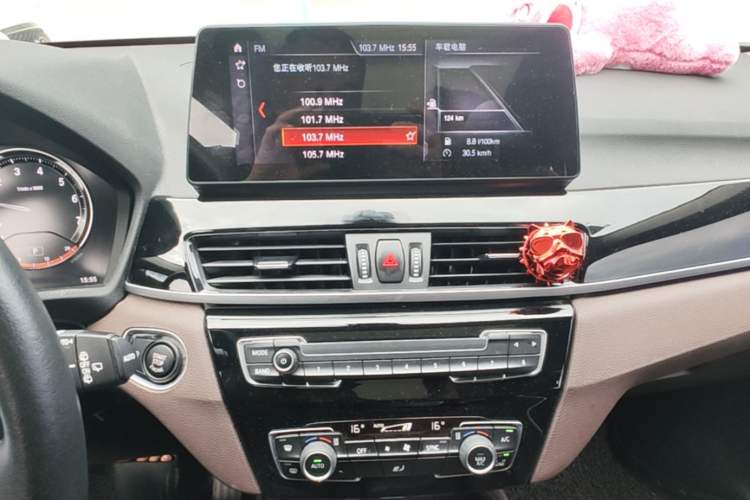 Used BMW X1 2020 sDrive25Li Leading Model Audio And AC Panel