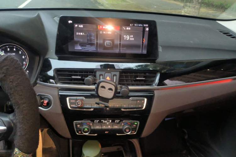 Used BMW X1 2020 sDrive20Li Premium Edition Audio And AC Panel