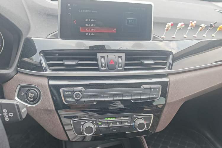 Used BMW X1 2020 sDrive20Li Fashion Model Audio And AC Panel