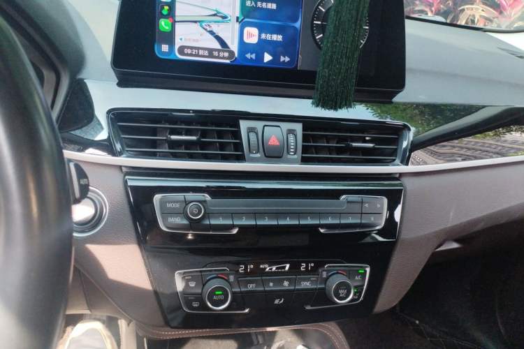 Used BMW X1 2020 sDrive20Li Premium Edition Audio And AC Panel