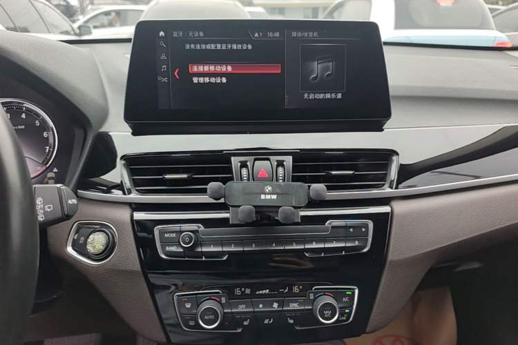 Used BMW X1 2020 sDrive20Li Premium Edition Audio And AC Panel