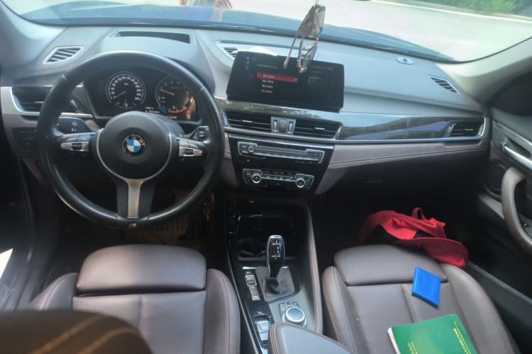 Used BMW X1 2020 xDrive25Li Luxury Edition Center Console
