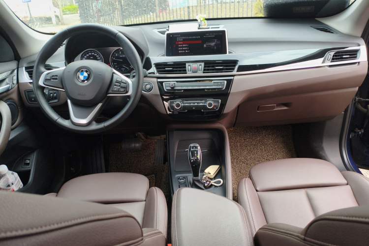 Used BMW X1 2020 sDrive20Li Fashion Model Center Console