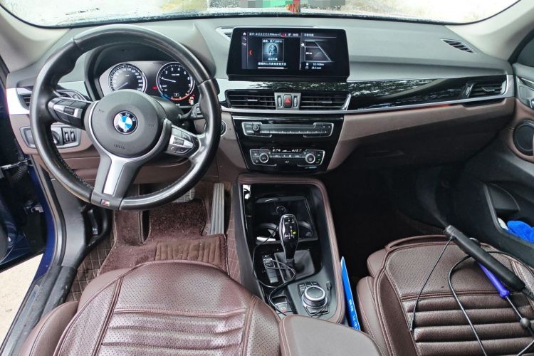 Used BMW X1 2020 sDrive20Li Fashion Model Center Console