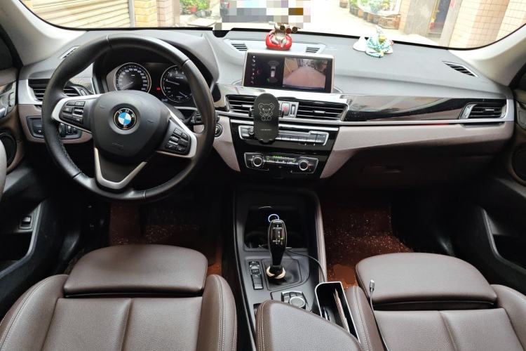 Used BMW X1 2020 sDrive20Li Fashion Model Center Console