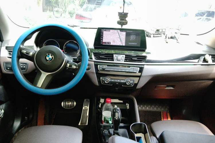 Used BMW X1 2020 sDrive20Li Premium Edition Center Console