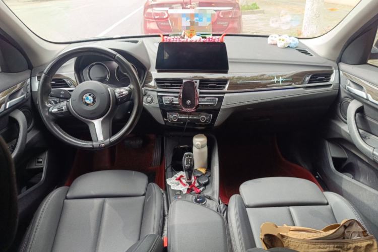 Used BMW X1 2020 xDrive25Li Luxury Edition Center Console