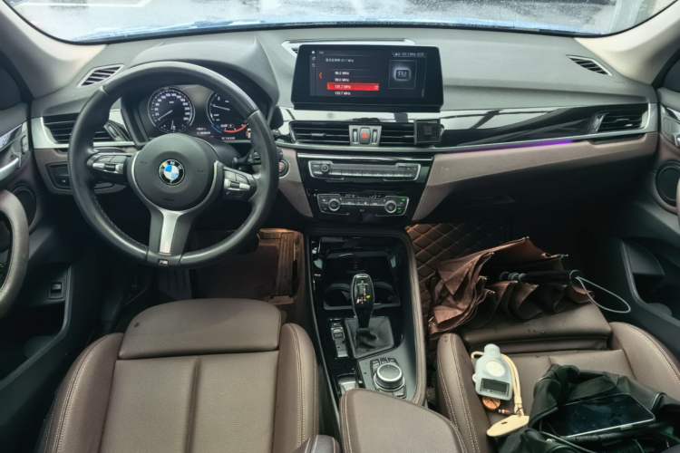 Used BMW X1 2020 sDrive20Li Premium Edition Center Console