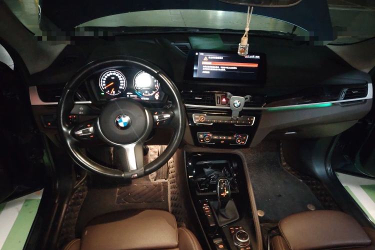 Used BMW X1 2020 sDrive20Li Premium Edition Center Console