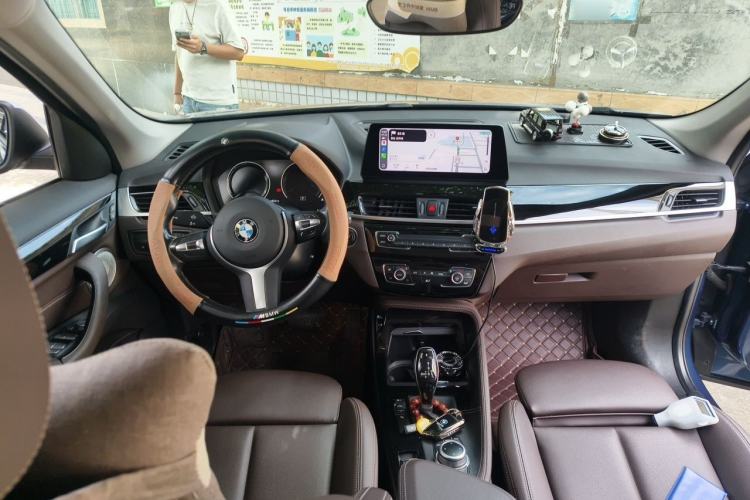 Used BMW X1 2020 sDrive20Li Premium Edition Center Console