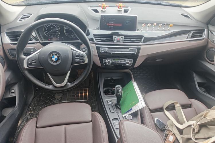 Used BMW X1 2020 sDrive20Li Fashion Model Center Console