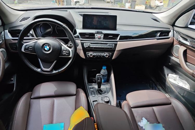 Used BMW X1 2020 sDrive20Li Fashion Model Center Console