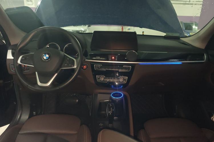 Used BMW X1 2020 sDrive25Li Leading Model Center Console