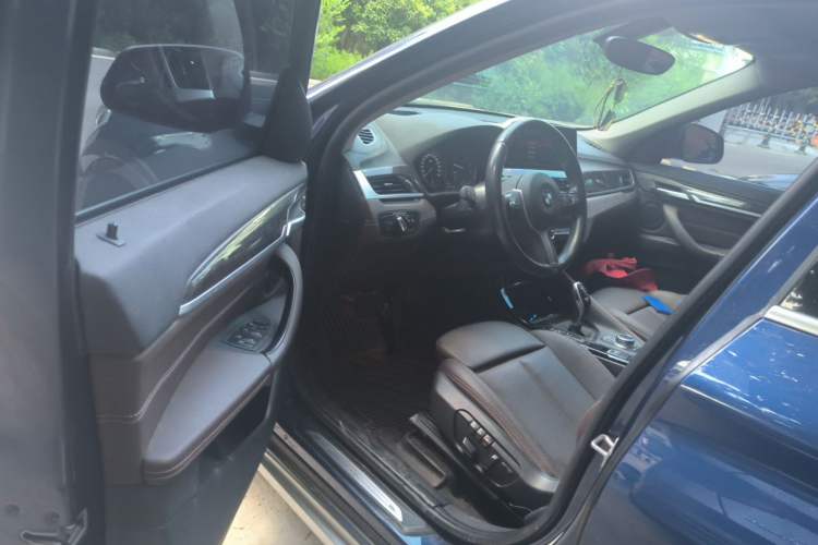 Used BMW X1 2020 xDrive25Li Luxury Edition Driver Seat