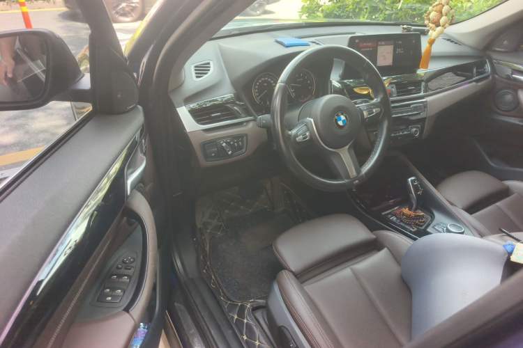 Used BMW X1 2020 sDrive20Li Premium Edition Driver Seat