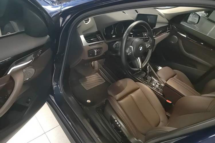 Used BMW X1 2020 sDrive25Li Leading Model Driver Seat