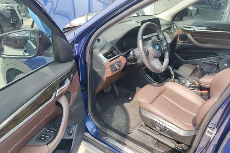 Used BMW X1 2020 xDrive25Li Luxury Edition Driver Seat