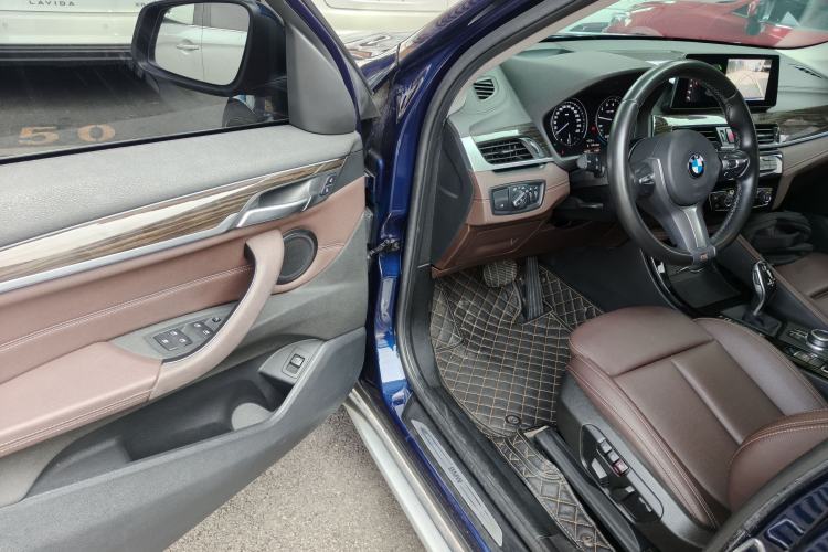Used BMW X1 2020 xDrive25Li Luxury Edition Driver Seat