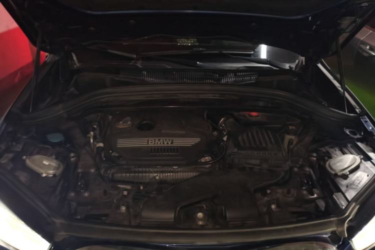 Used BMW X1 2020 xDrive25Li Luxury Edition Engine Bay