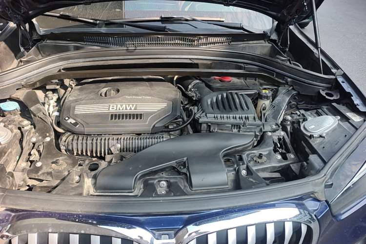 Used BMW X1 2020 sDrive25Li Leading Model Engine Bay
