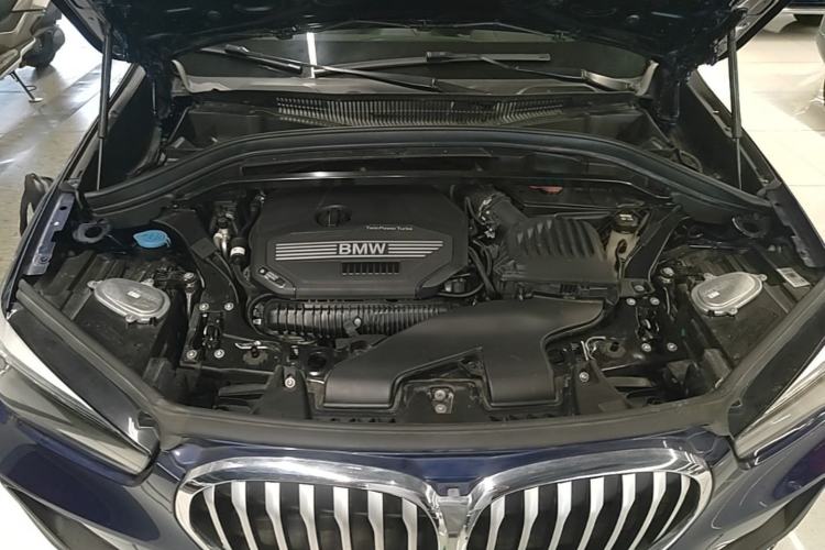 Used BMW X1 2020 sDrive25Li Leading Model Engine Bay