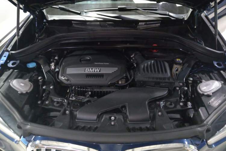 Used BMW X1 2020 sDrive20Li Fashion Model Engine Bay