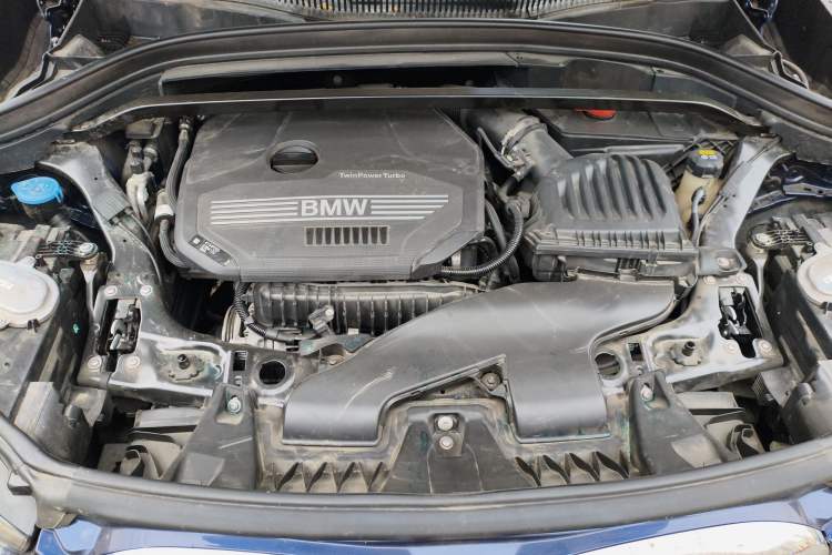 Used BMW X1 2020 sDrive20Li Fashion Model Engine Bay