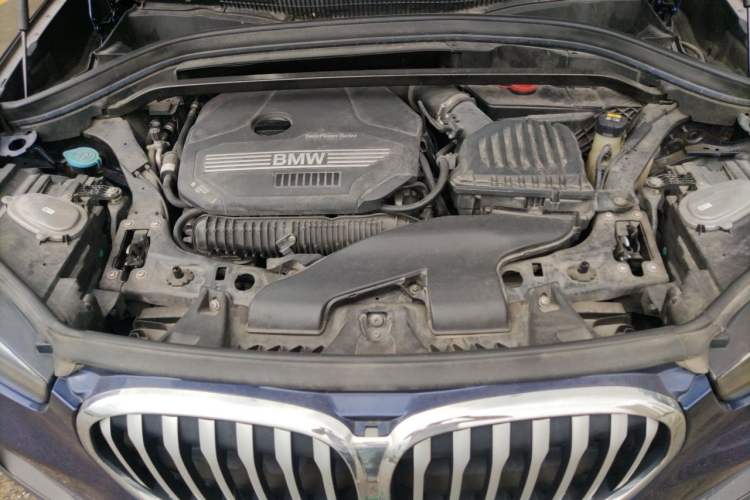 Used BMW X1 2020 sDrive25Li Leading Model Engine Bay