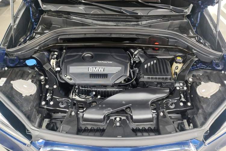 Used BMW X1 2020 sDrive20Li Fashion Model Engine Bay