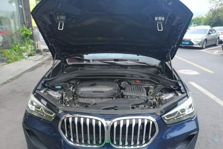Used BMW X1 2020 sDrive25Li Leading Model Engine Bay