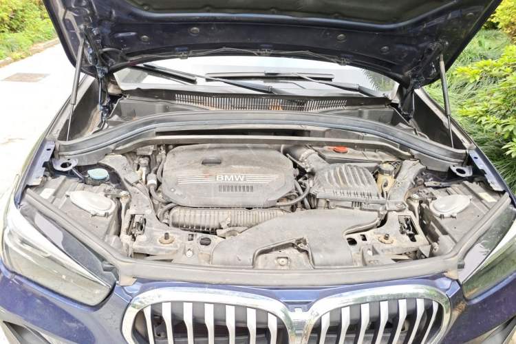 Used BMW X1 2020 sDrive25Li Leading Model Engine Bay