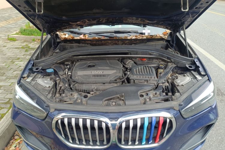 Used BMW X1 2020 xDrive25Li Luxury Edition Engine Bay