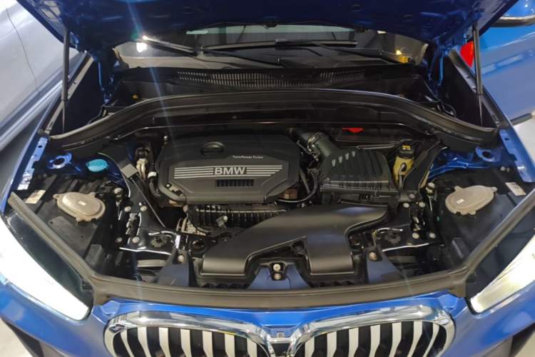 Used BMW X1 2020 sDrive20Li Fashion Model Engine Bay