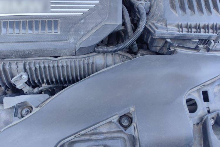 Used BMW X1 2020 sDrive25Li Leading Model Engine Bay