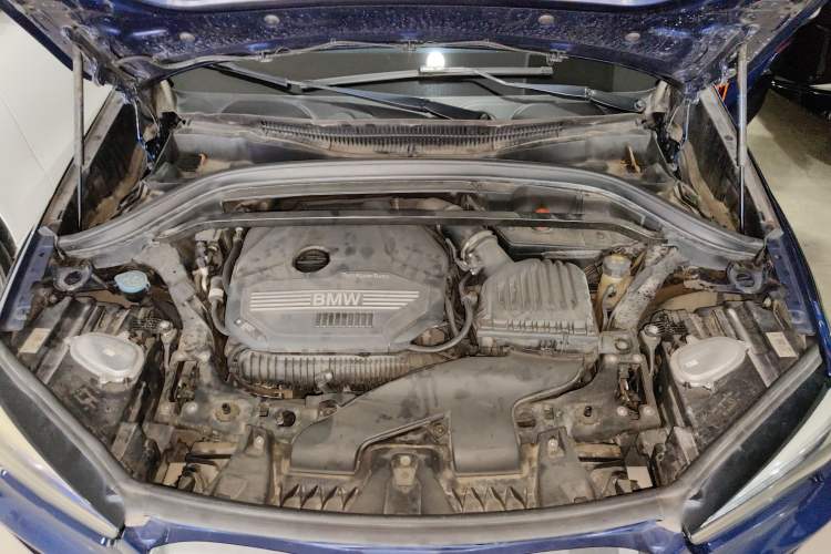 Used BMW X1 2020 sDrive25Li Leading Model Engine Bay
