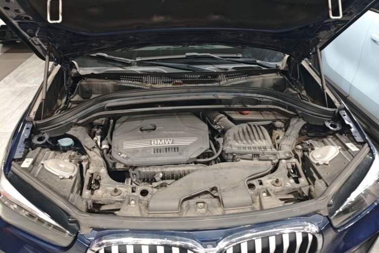 Used BMW X1 2020 sDrive20Li Fashion Model Engine Bay