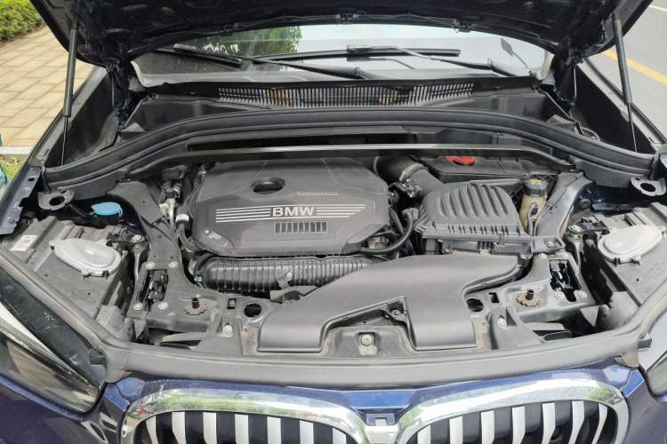 Used BMW X1 2020 sDrive25Li Leading Model Engine Bay