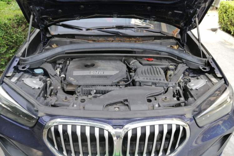 Used BMW X1 2020 sDrive20Li Fashion Model Engine Bay