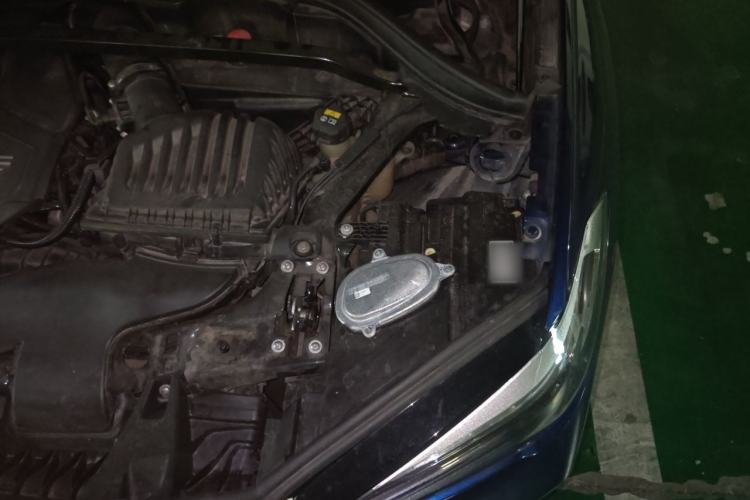 Used BMW X1 2020 xDrive25Li Luxury Edition Engine Bay Left