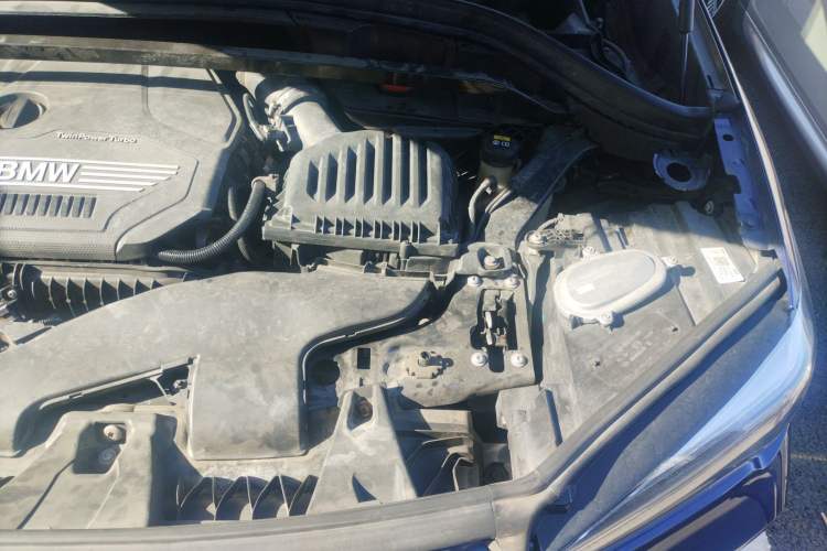 Used BMW X1 2020 sDrive20Li Premium Edition Engine Bay Left