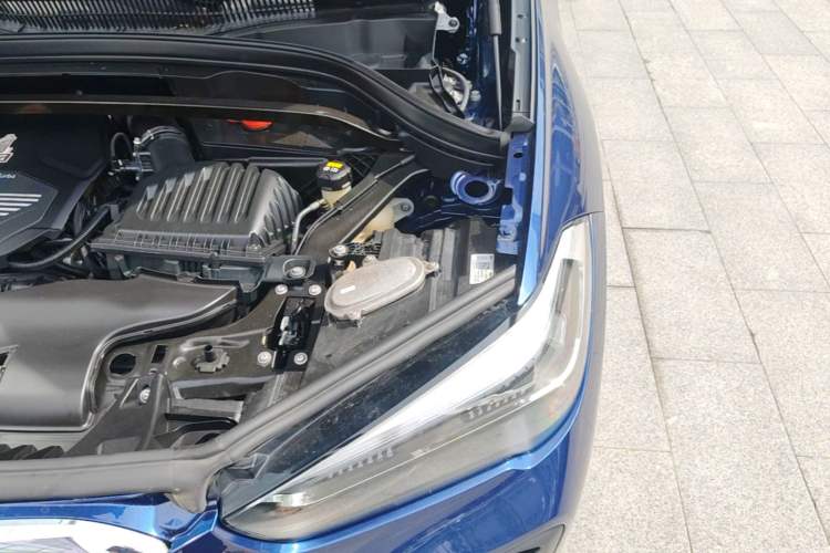Used BMW X1 2020 xDrive25Li Luxury Edition Engine Bay Left