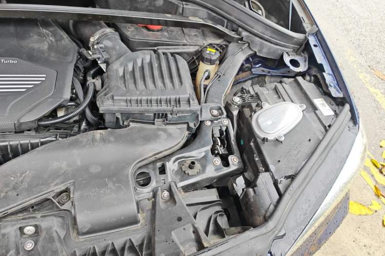 Used BMW X1 2020 sDrive20Li Fashion Model Engine Bay Left